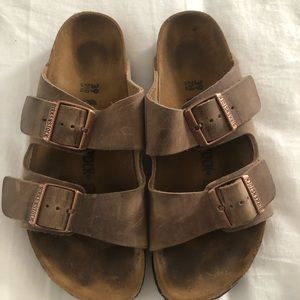 Women’s leather Birkenstock’s